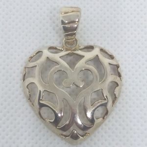 ❤HP❤ 925 MILOR Italy Sterling Silver Open Scroll Heart Pendant